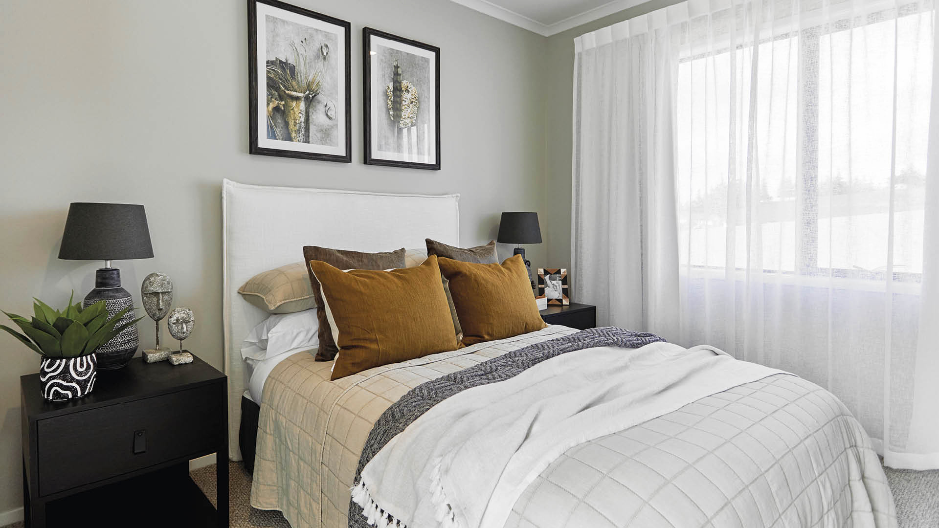 5-GJ-Amrita-Express-Bedroom-1(Clone)