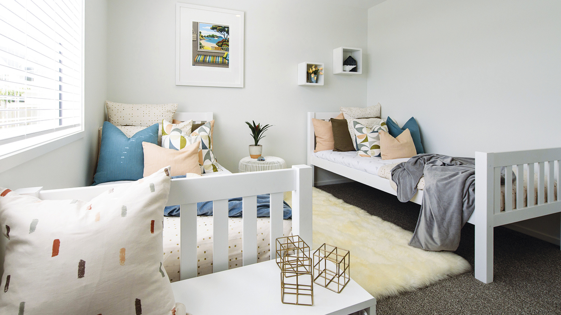 4 Midnight_C1_Bedroom